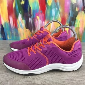Vionic Emerald Lace Up Sneakers